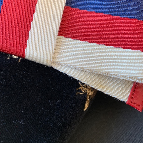 GUCCI Black velvet, web bow, bee/star mule, 40/10. PG - Picture 8 of 9